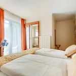 Astoria Hotel 3*