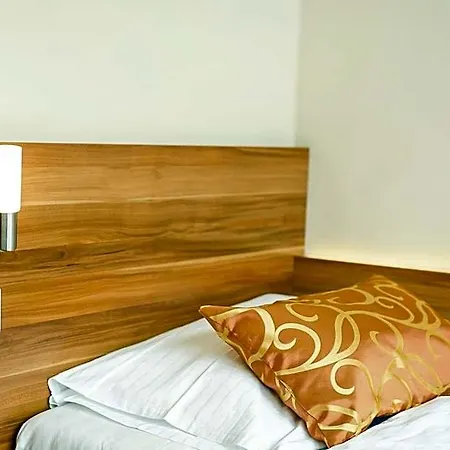 Astoria 3*