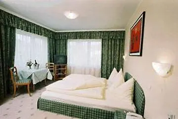 فندق أستوريا 3*