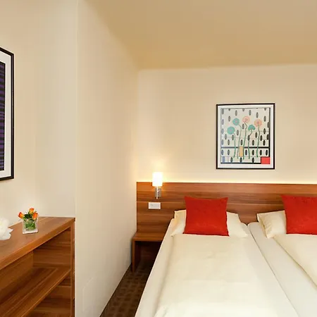 Hotel Astoria 3*
