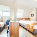 Ξενοδοχείο Astoria 3*