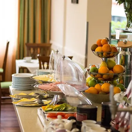 호텔 아스토리아 3*