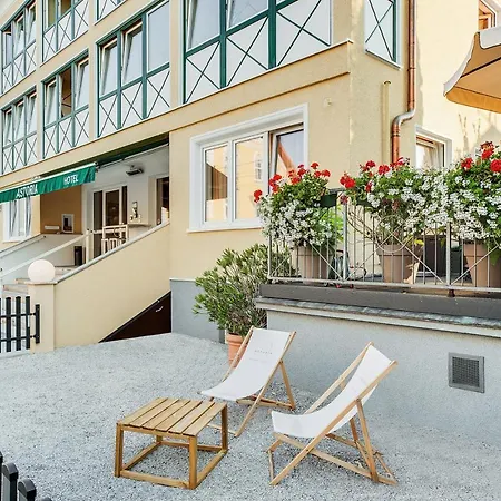 Astoria 3*